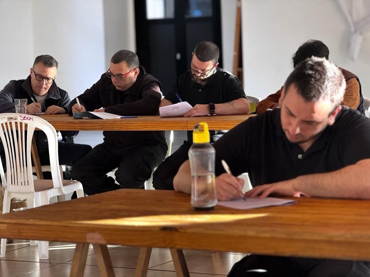 La municipalidad de ushuaia realizó exámenes para inspectores e inspectoras de tránsito