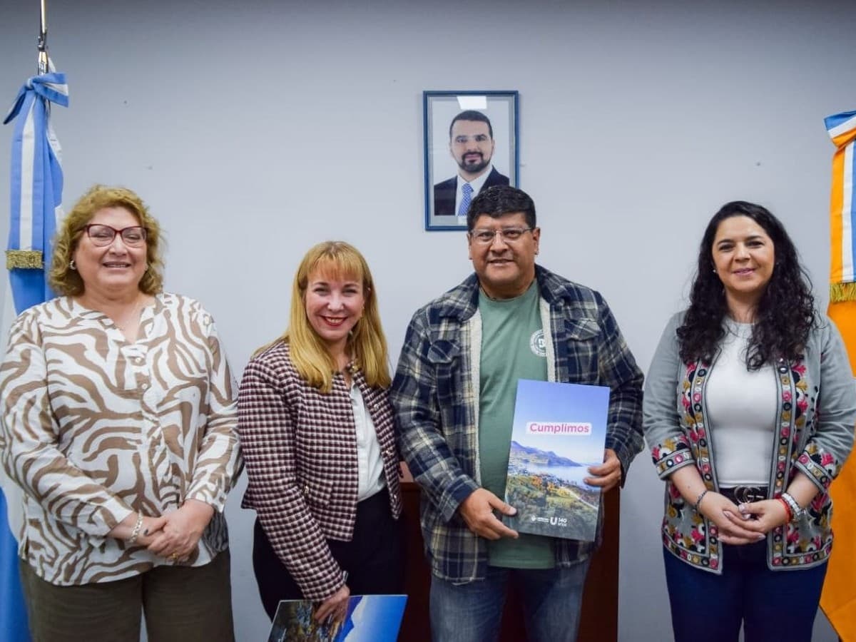 Ushuaia entregó 11 títulos de propiedad