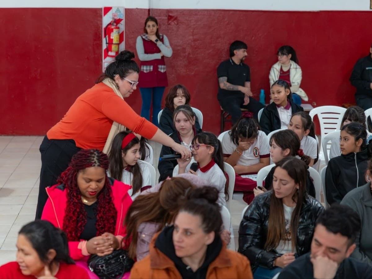 Río Grande reforzó cibercuidados escolares